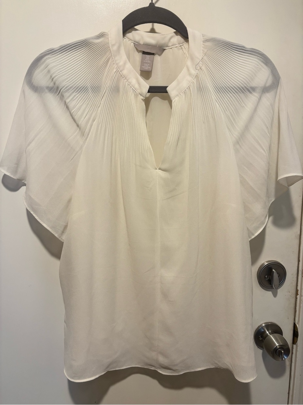 H&M Cream Pleated Sleeve Blouse